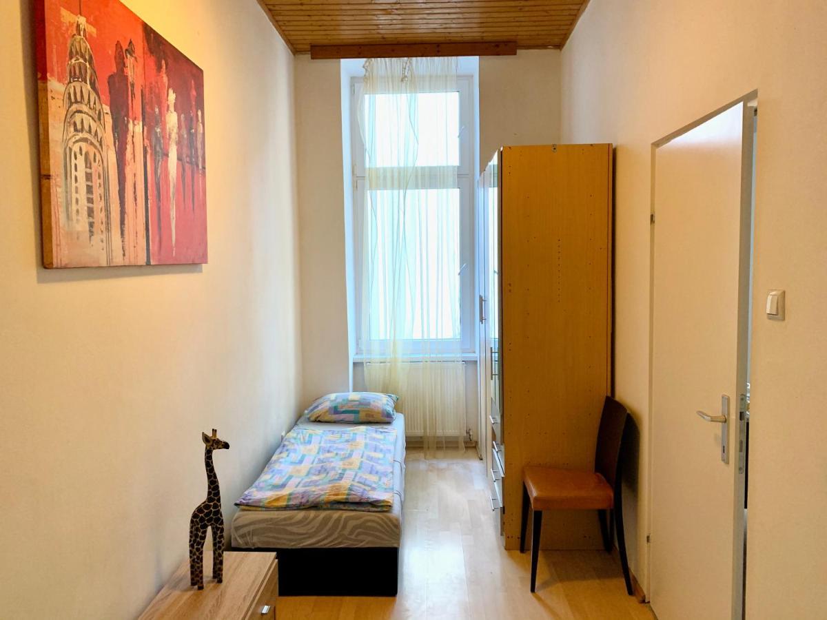 Raisa Apartments Lerchenfelder Guertel 30 Виена Екстериор снимка