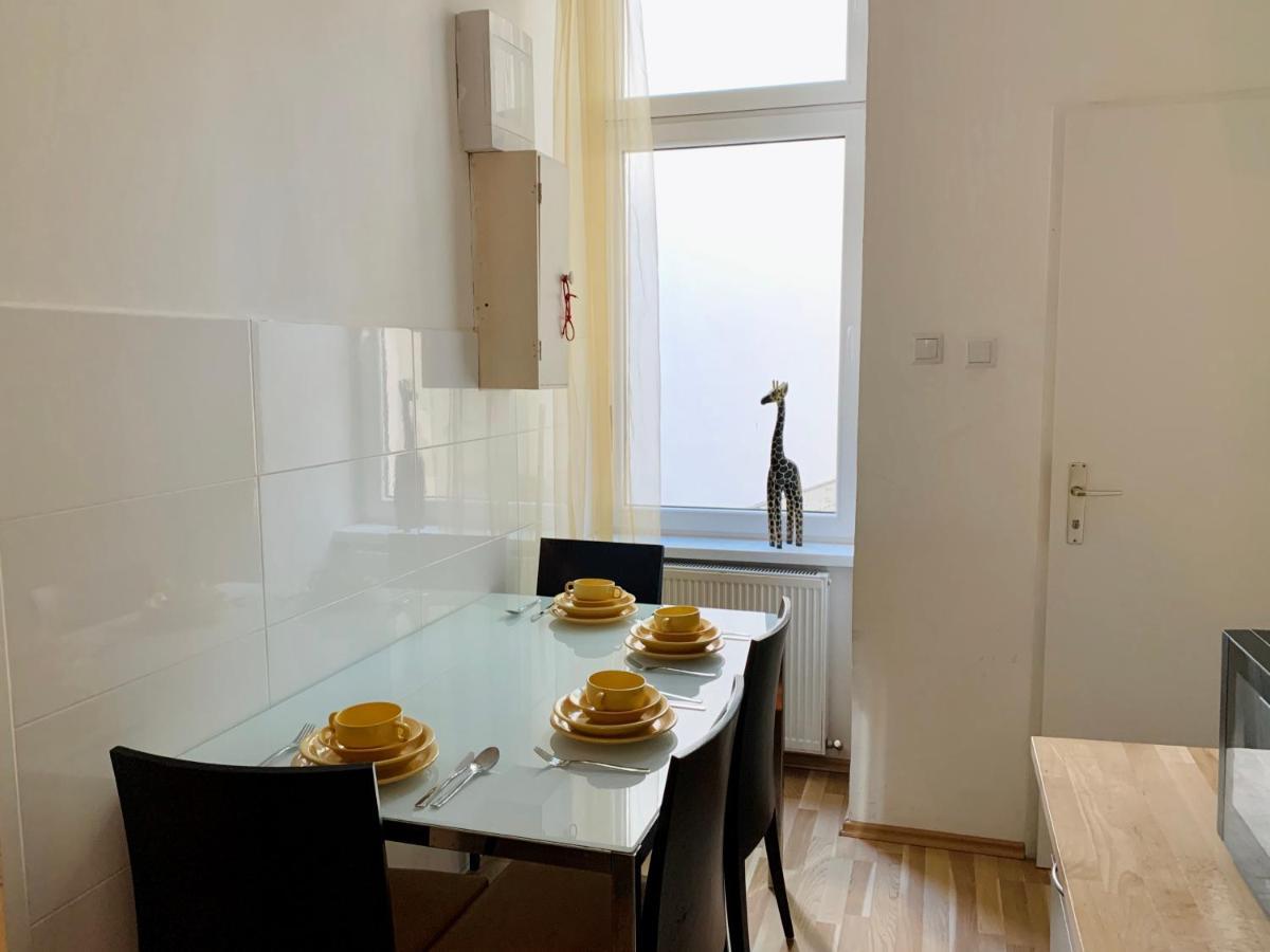 Raisa Apartments Lerchenfelder Guertel 30 Виена Екстериор снимка