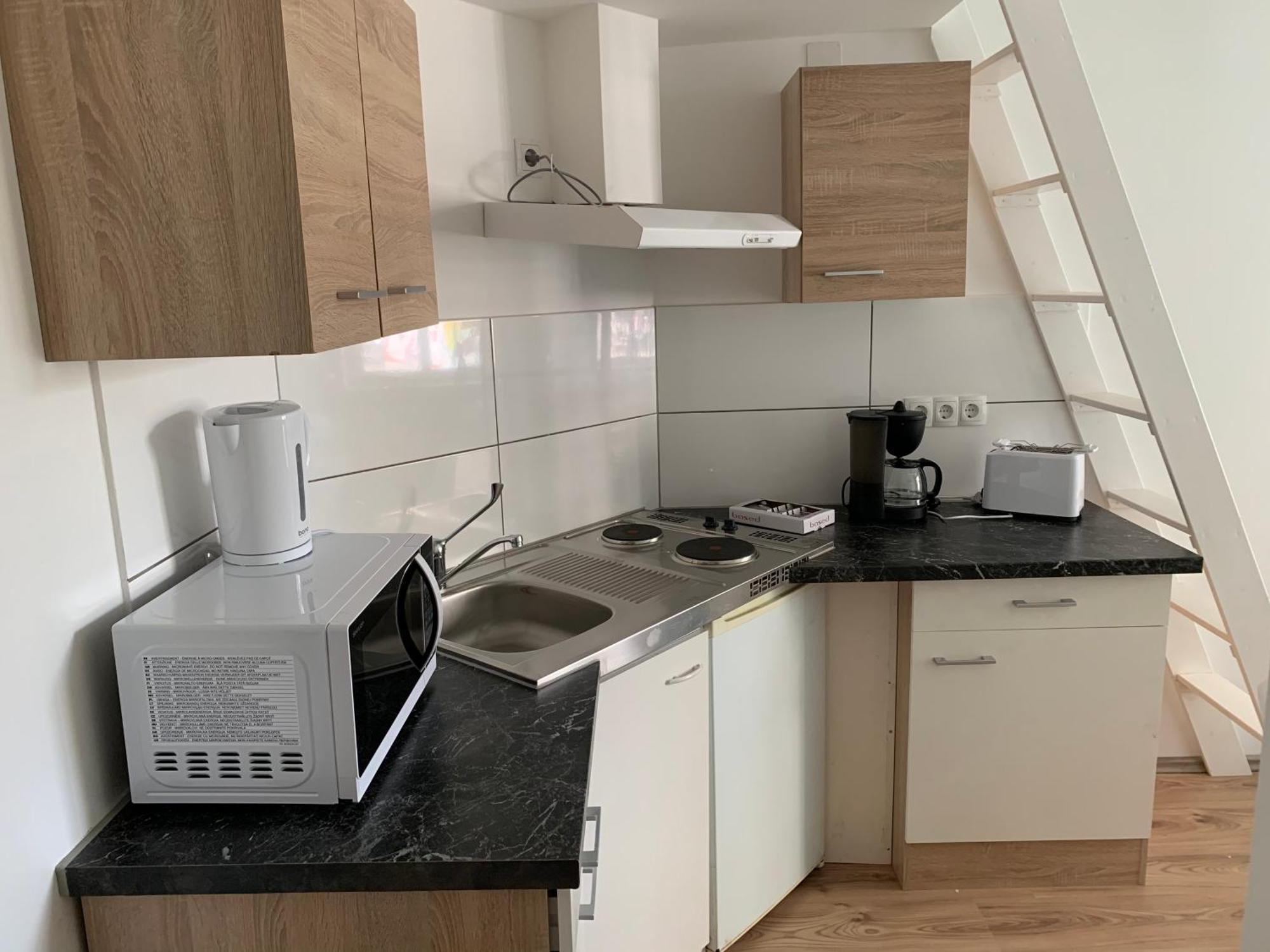 Raisa Apartments Lerchenfelder Guertel 30 Виена Екстериор снимка